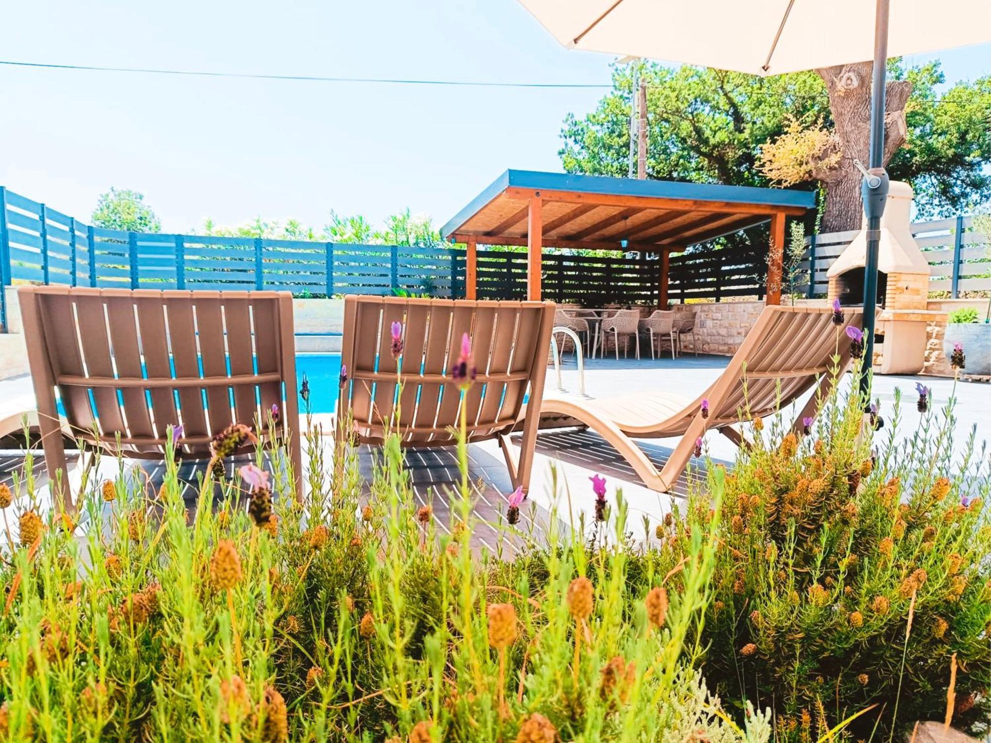 Villa Twins Sukosan With Heated Pool Εξωτερικό φωτογραφία